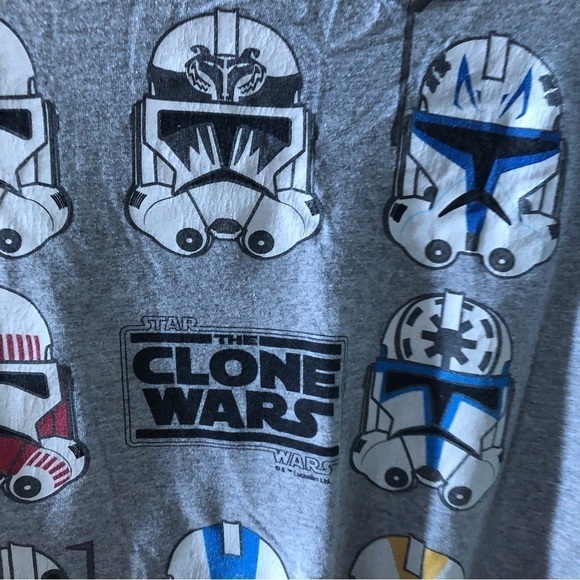 Star Wars The Clone Wars Gray short sleeve graphic tee in size M - Picture 3 of 6